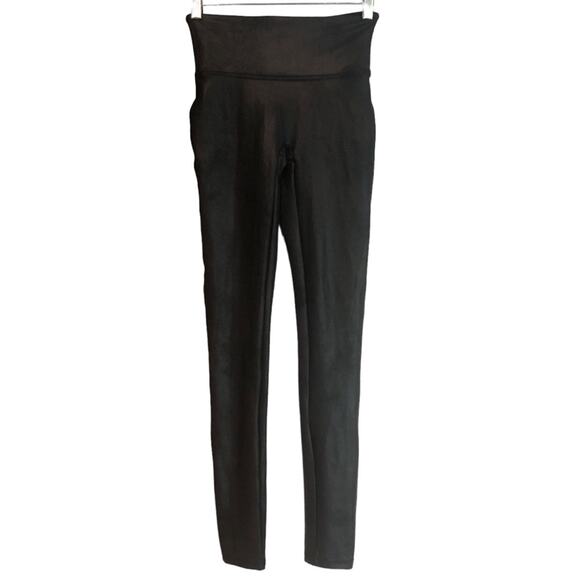 Like New Spanx leather look leggings black size s - Picture 3 of 11